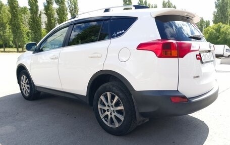 Toyota RAV4, 2013 год, 1 800 000 рублей, 6 фотография