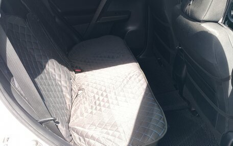 Toyota RAV4, 2013 год, 1 800 000 рублей, 19 фотография