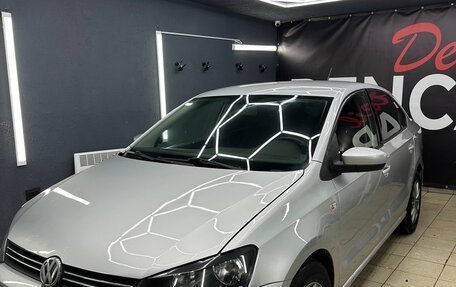 Volkswagen Polo VI (EU Market), 2015 год, 480 000 рублей, 2 фотография