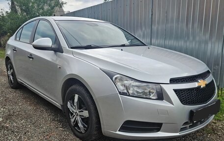 Chevrolet Cruze II, 2011 год, 598 000 рублей, 8 фотография