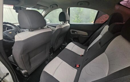 Chevrolet Cruze II, 2011 год, 598 000 рублей, 5 фотография