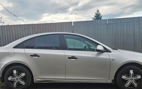 Chevrolet Cruze II, 2011 год, 598 000 рублей, 7 фотография