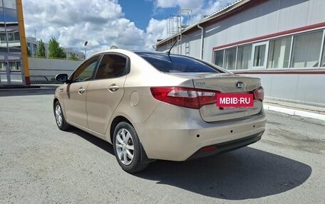 KIA Rio III рестайлинг, 2013 год, 850 000 рублей, 3 фотография