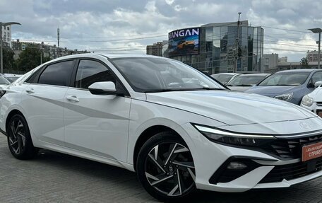 Hyundai Elantra, 2023 год, 2 080 000 рублей, 2 фотография