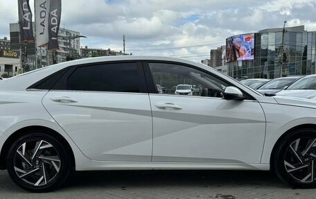 Hyundai Elantra, 2023 год, 2 080 000 рублей, 4 фотография