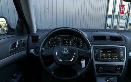 Skoda Octavia, 2011 год, 1 020 000 рублей, 10 фотография