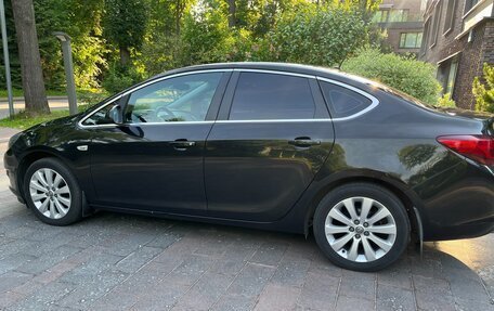 Opel Astra J, 2014 год, 1 300 000 рублей, 15 фотография