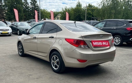 Hyundai Solaris II рестайлинг, 2013 год, 770 000 рублей, 5 фотография