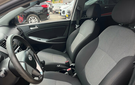 Hyundai Solaris II рестайлинг, 2013 год, 770 000 рублей, 14 фотография