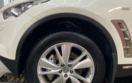 Infiniti FX II, 2012 год, 2 000 000 рублей, 9 фотография