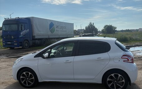 Peugeot 208 II, 2014 год, 690 000 рублей, 3 фотография