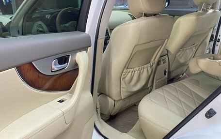 Infiniti FX II, 2012 год, 2 000 000 рублей, 17 фотография