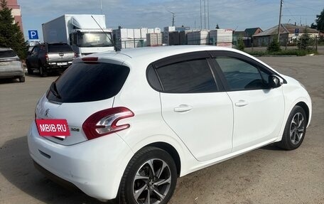 Peugeot 208 II, 2014 год, 690 000 рублей, 5 фотография