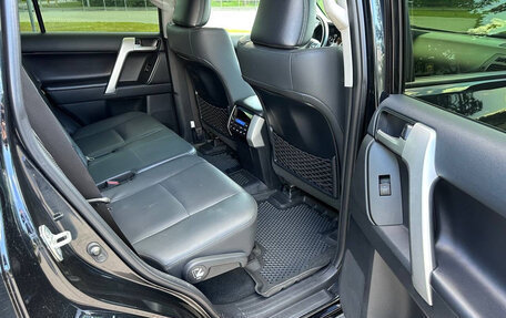 Toyota Land Cruiser Prado 150 рестайлинг 2, 2022 год, 6 280 000 рублей, 18 фотография