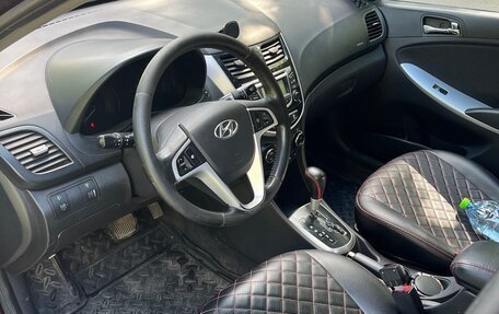 Hyundai Solaris II рестайлинг, 2012 год, 580 000 рублей, 10 фотография