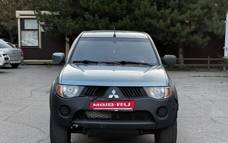 Mitsubishi L200 IV рестайлинг, 2007 год, 855 000 рублей, 2 фотография