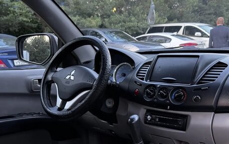 Mitsubishi L200 IV рестайлинг, 2007 год, 855 000 рублей, 9 фотография