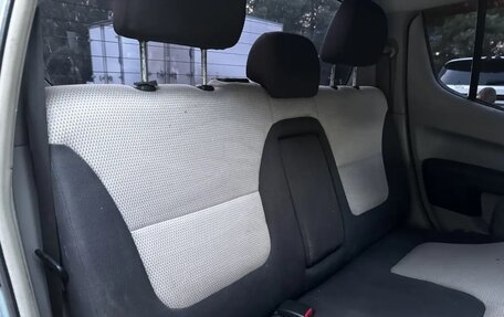 Mitsubishi L200 IV рестайлинг, 2007 год, 855 000 рублей, 15 фотография