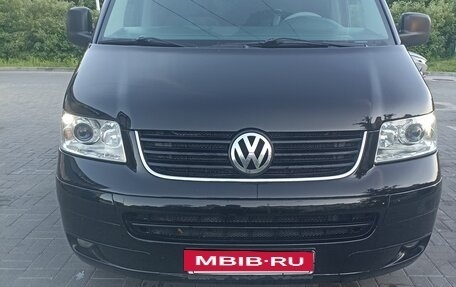 Volkswagen Caravelle T5, 2008 год, 1 550 000 рублей, 3 фотография