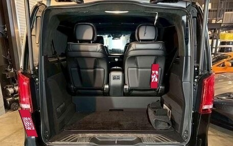 Mercedes-Benz V-Класс, 2022 год, 13 500 000 рублей, 26 фотография