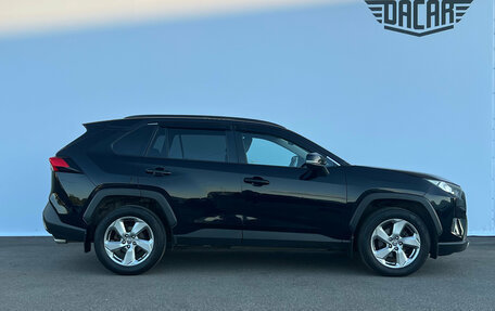 Toyota RAV4, 2021 год, 3 050 000 рублей, 3 фотография