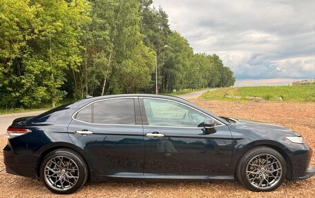 Toyota Camry, 2020 год, 3 350 000 рублей, 7 фотография