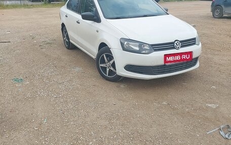 Volkswagen Polo VI (EU Market), 2011 год, 545 000 рублей, 1 фотография
