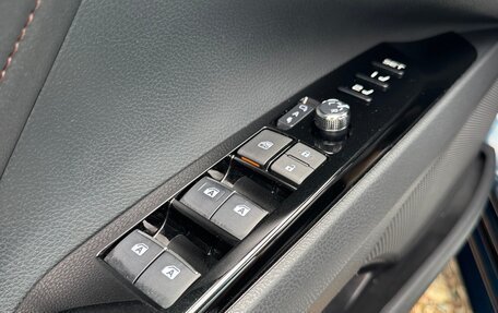 Toyota Camry, 2020 год, 3 350 000 рублей, 18 фотография