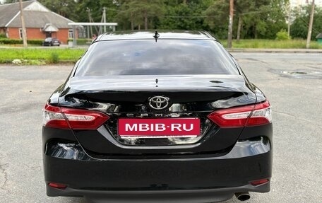 Toyota Camry, 2020 год, 2 860 000 рублей, 5 фотография