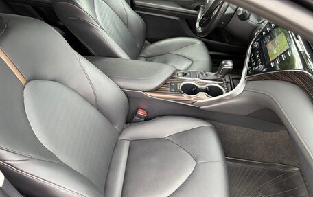 Toyota Camry, 2020 год, 2 860 000 рублей, 11 фотография