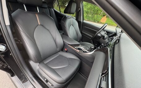 Toyota Camry, 2020 год, 2 860 000 рублей, 10 фотография