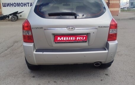 Hyundai Tucson III, 2007 год, 770 000 рублей, 2 фотография