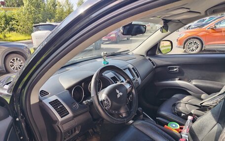 Mitsubishi Outlander III рестайлинг 3, 2012 год, 1 300 000 рублей, 4 фотография