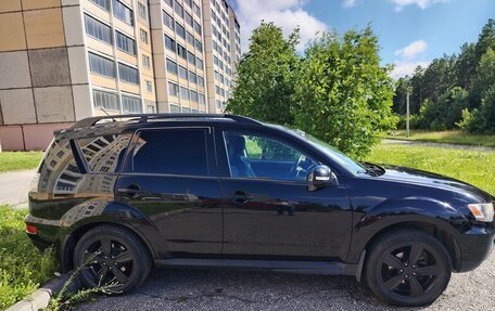 Mitsubishi Outlander III рестайлинг 3, 2012 год, 1 300 000 рублей, 3 фотография