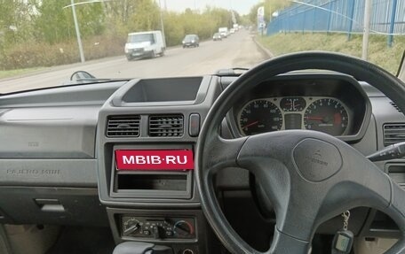Mitsubishi Pajero Mini II, 2006 год, 420 000 рублей, 5 фотография