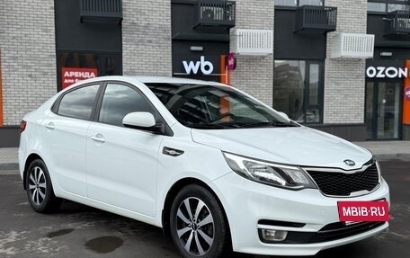KIA Rio III рестайлинг, 2016 год, 1 119 990 рублей, 2 фотография