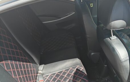 Hyundai Solaris II рестайлинг, 2014 год, 700 000 рублей, 8 фотография