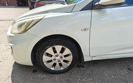 Hyundai Solaris II рестайлинг, 2014 год, 700 000 рублей, 9 фотография