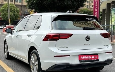 Volkswagen Golf VIII, 2023 год, 1 350 000 рублей, 5 фотография