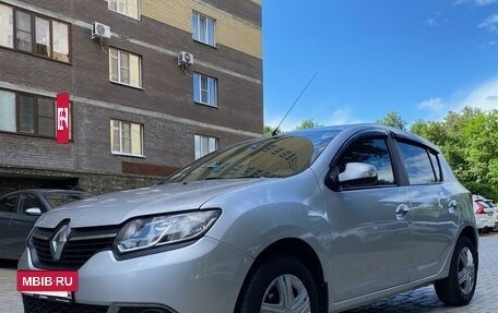 Renault Sandero II рестайлинг, 2016 год, 899 000 рублей, 3 фотография
