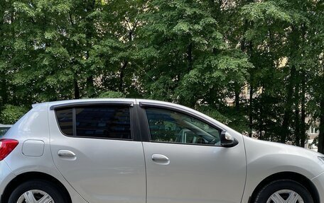 Renault Sandero II рестайлинг, 2016 год, 899 000 рублей, 11 фотография