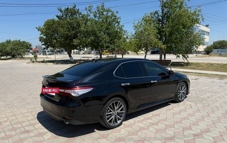 Toyota Camry, 2018 год, 2 700 000 рублей, 5 фотография
