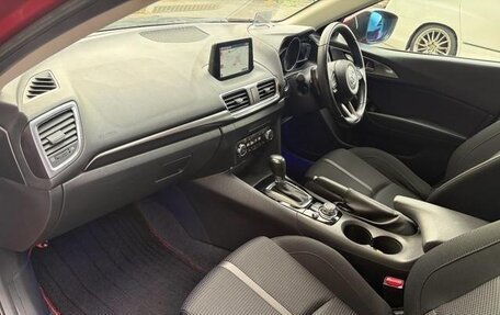 Mazda Axela, 2017 год, 1 050 000 рублей, 20 фотография