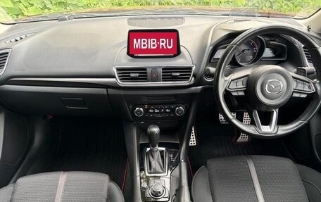 Mazda Axela, 2017 год, 1 050 000 рублей, 21 фотография