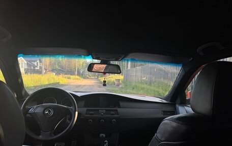BMW 5 серия, 2004 год, 900 000 рублей, 4 фотография