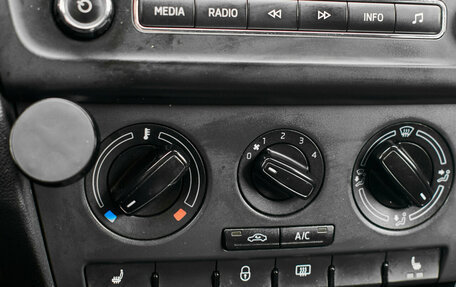 Skoda Rapid I, 2014 год, 895 000 рублей, 17 фотография