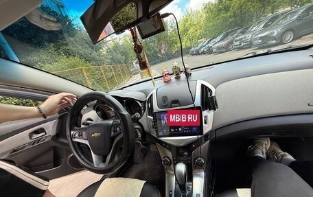 Chevrolet Cruze II, 2013 год, 800 000 рублей, 19 фотография