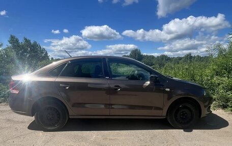 Volkswagen Polo VI (EU Market), 2014 год, 950 000 рублей, 3 фотография