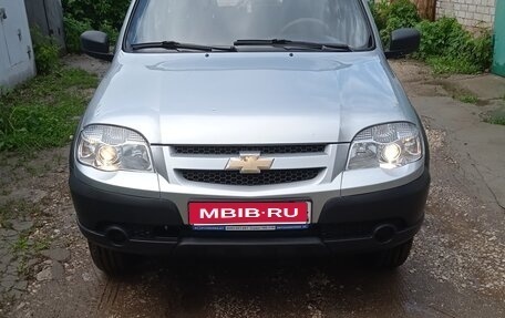 Chevrolet Niva I рестайлинг, 2014 год, 650 000 рублей, 1 фотография