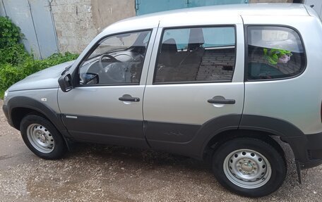 Chevrolet Niva I рестайлинг, 2014 год, 650 000 рублей, 6 фотография